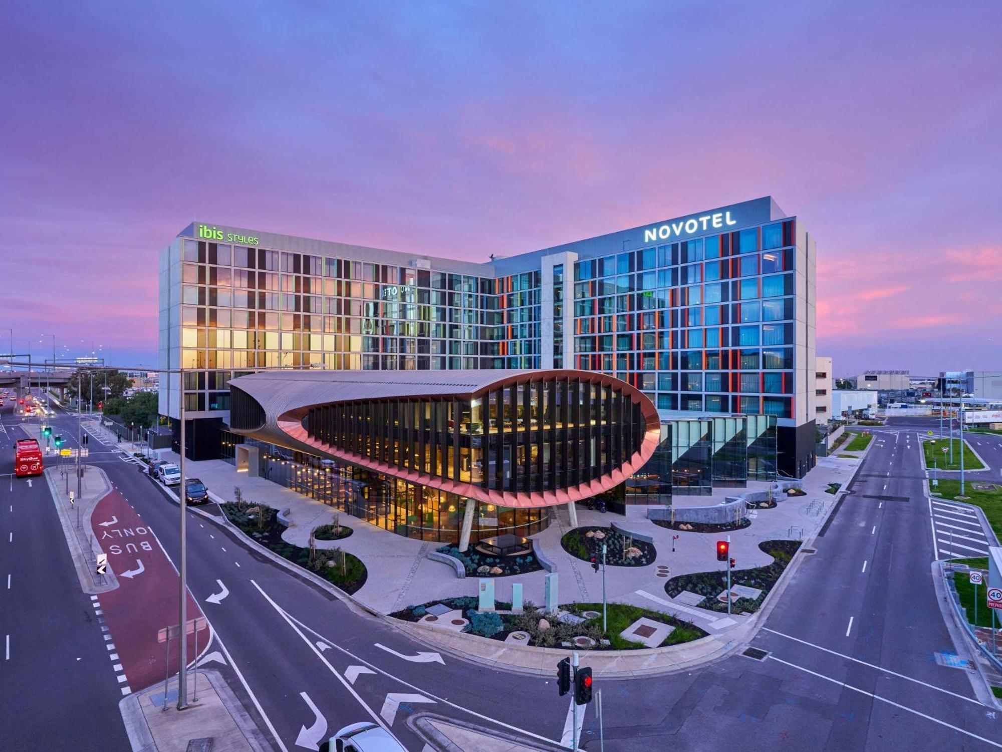 Ibis Styles Melbourne Airport Hotel Exterior foto